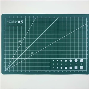 Tapis de découpe à noyau noir